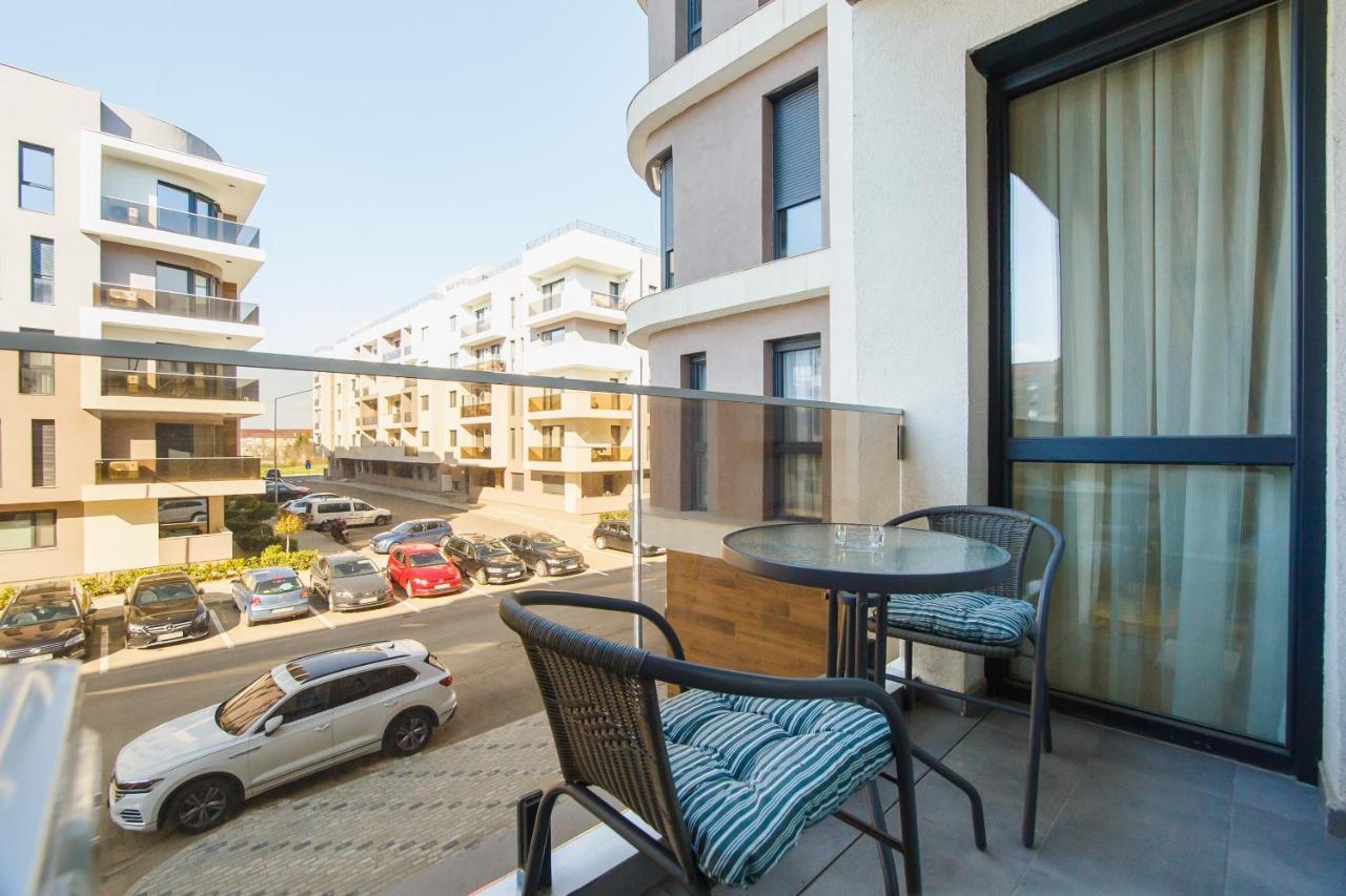 Cappuccino Colors At West Residence Oradea Bagian luar foto