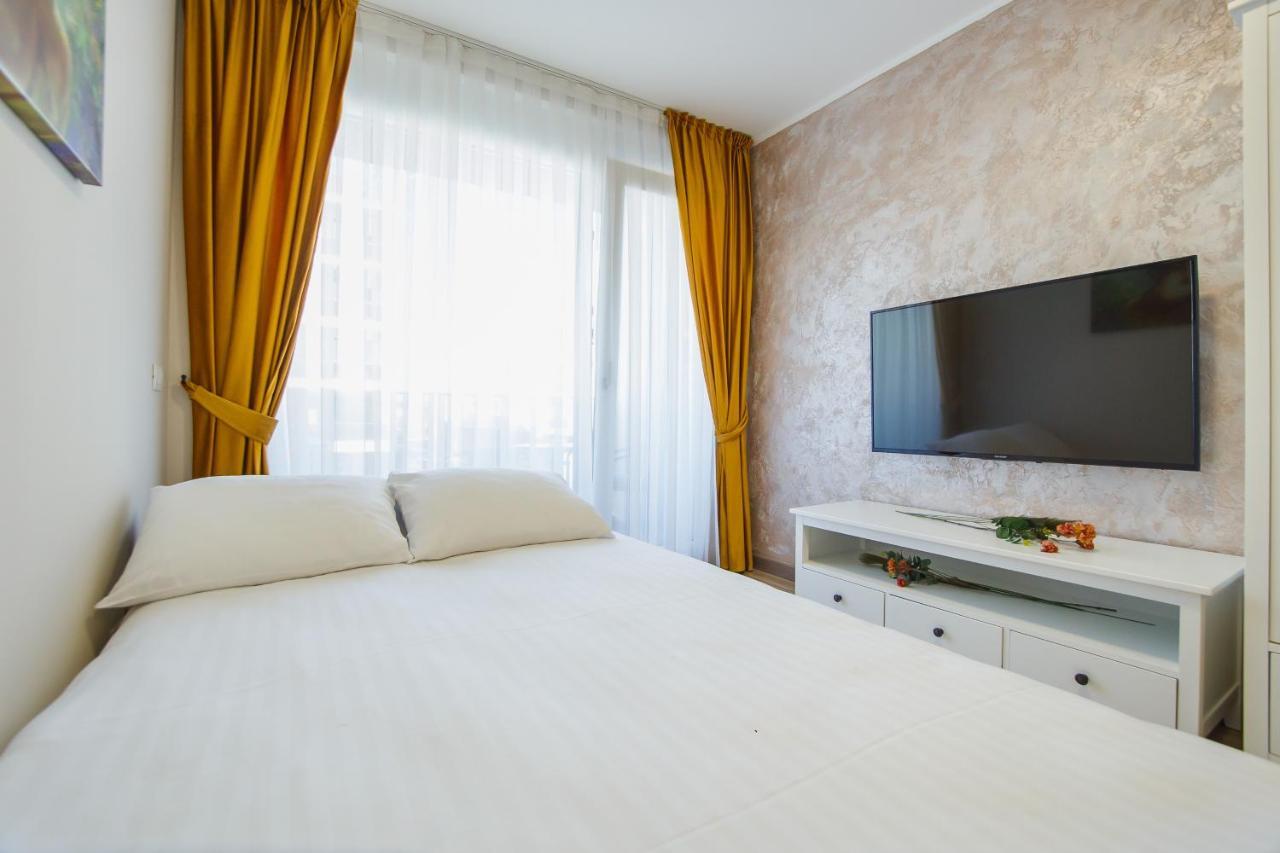 Cappuccino Colors At West Residence Oradea Bagian luar foto