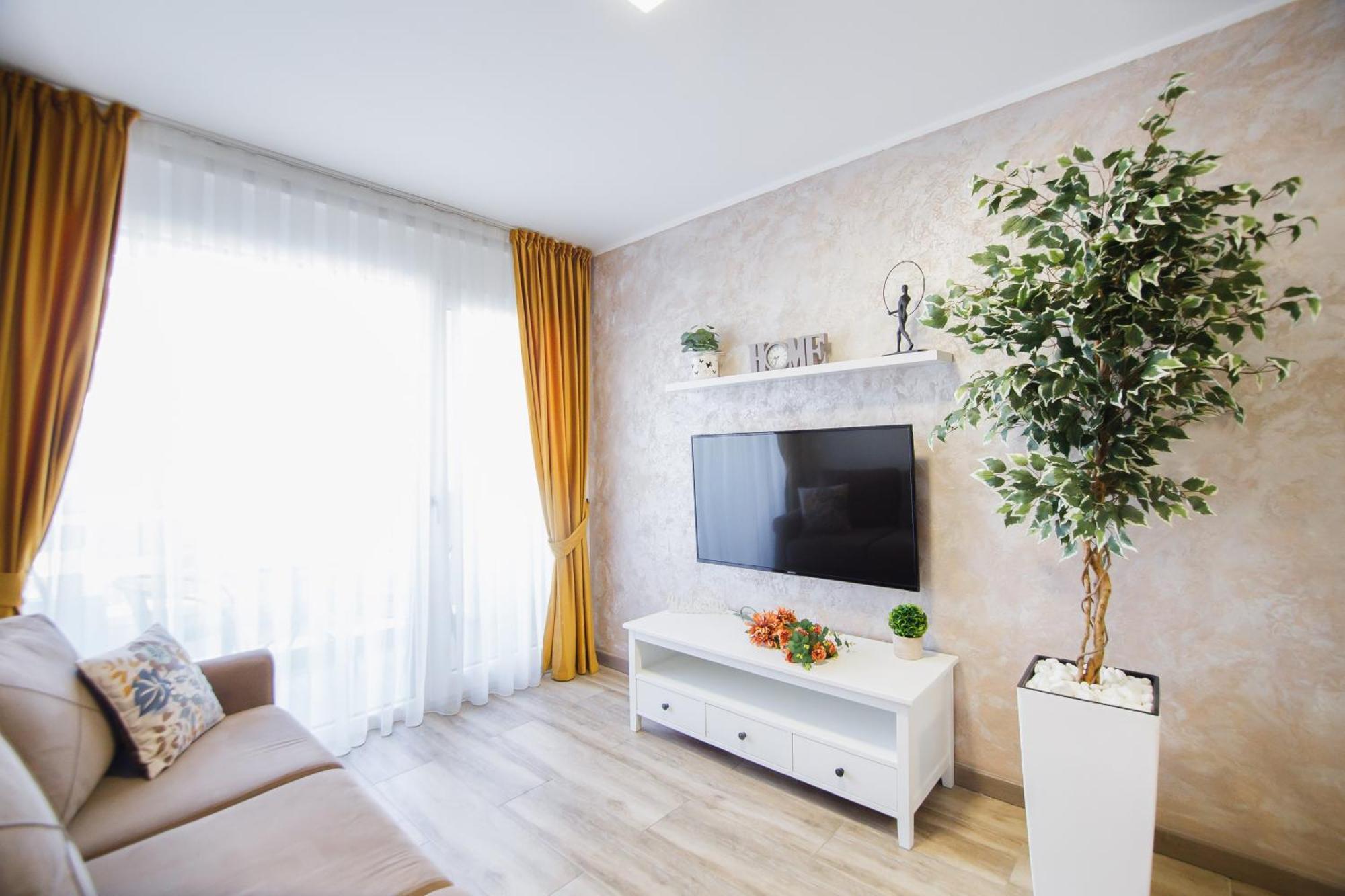 Cappuccino Colors At West Residence Oradea Bagian luar foto